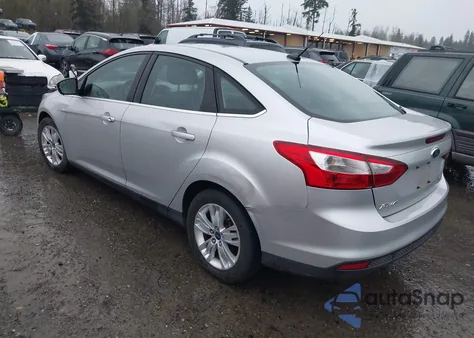 2012 Ford Focus Sel z USA, uszkodzony, nr VIN 1FAHP3H26CL394165